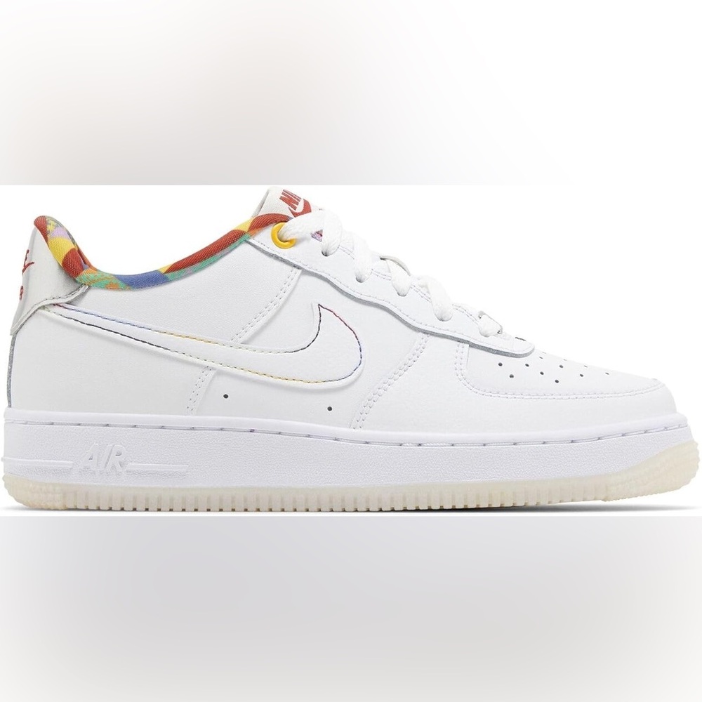 Nike Youth AF1 in playful print 6Y (8 women’s)